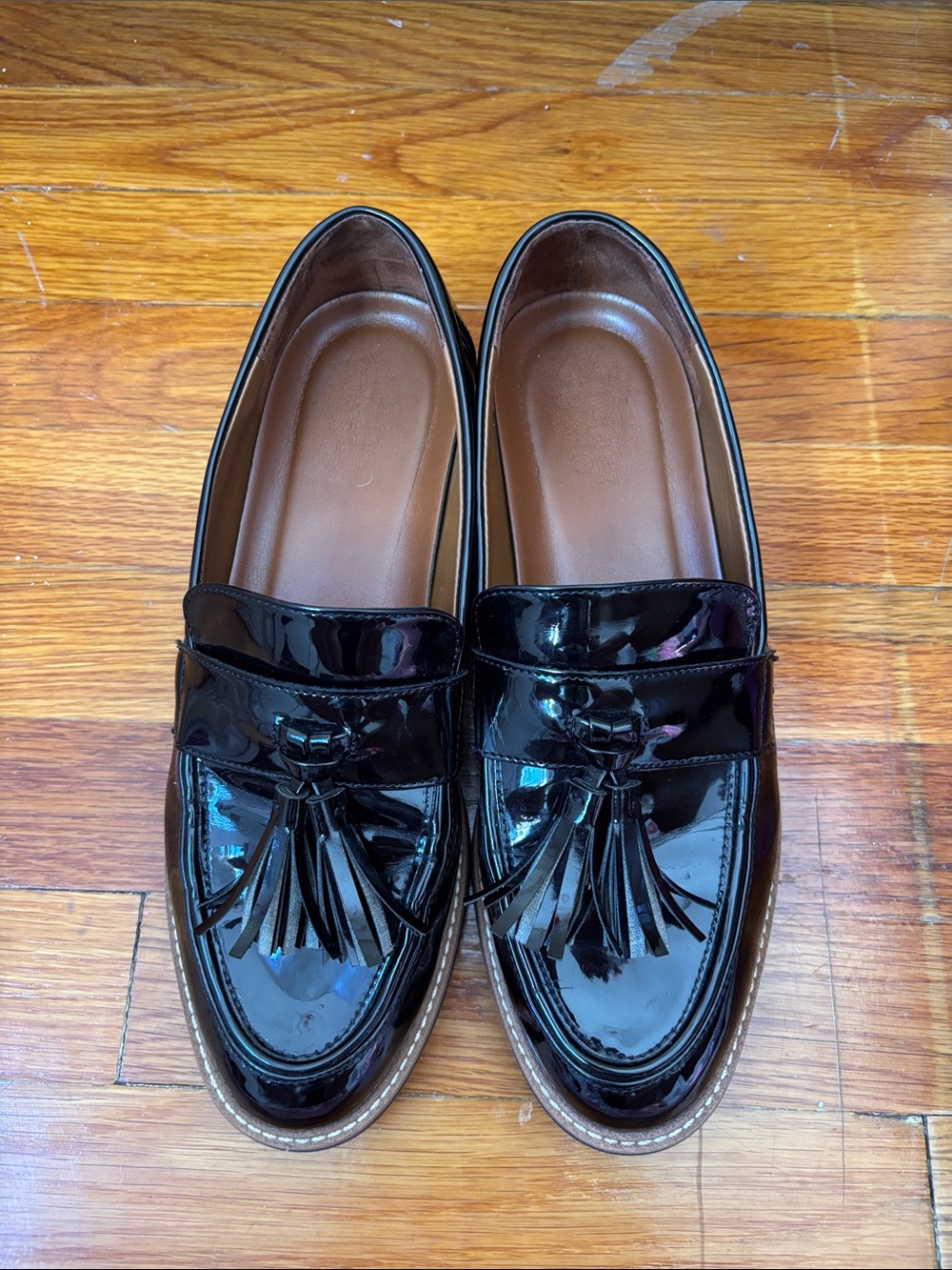 Franco Sarto Women’s Patent Leather Loafers with Tassels Size 9